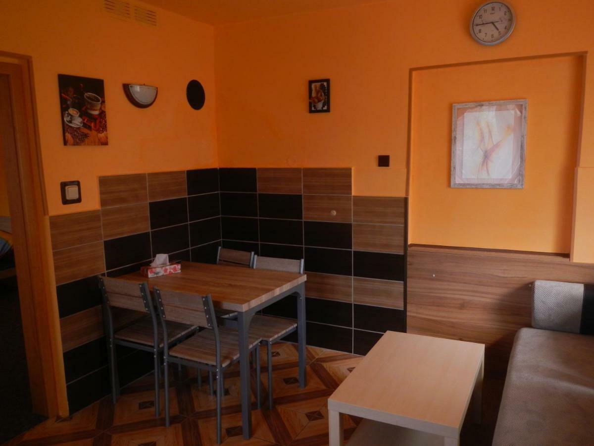 Apartmany Sarka Ujezd U Hradce Kralove Hradec Králové Buitenkant foto